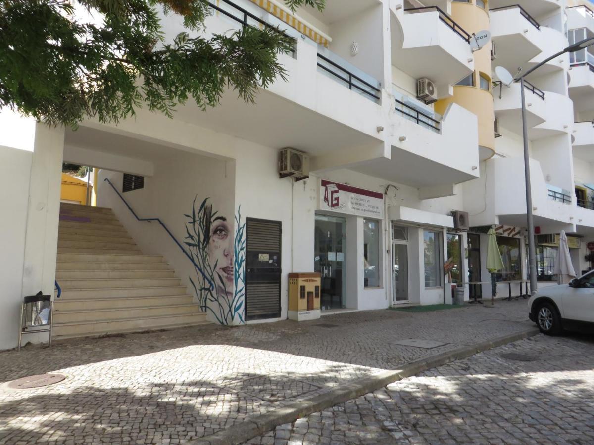 Apartamento Com Piscina Perto Da Praia Карвоейру Экстерьер фото