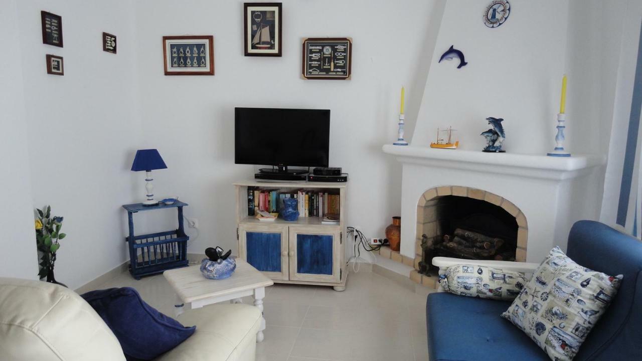 Apartamento Com Piscina Perto Da Praia Карвоейру Экстерьер фото