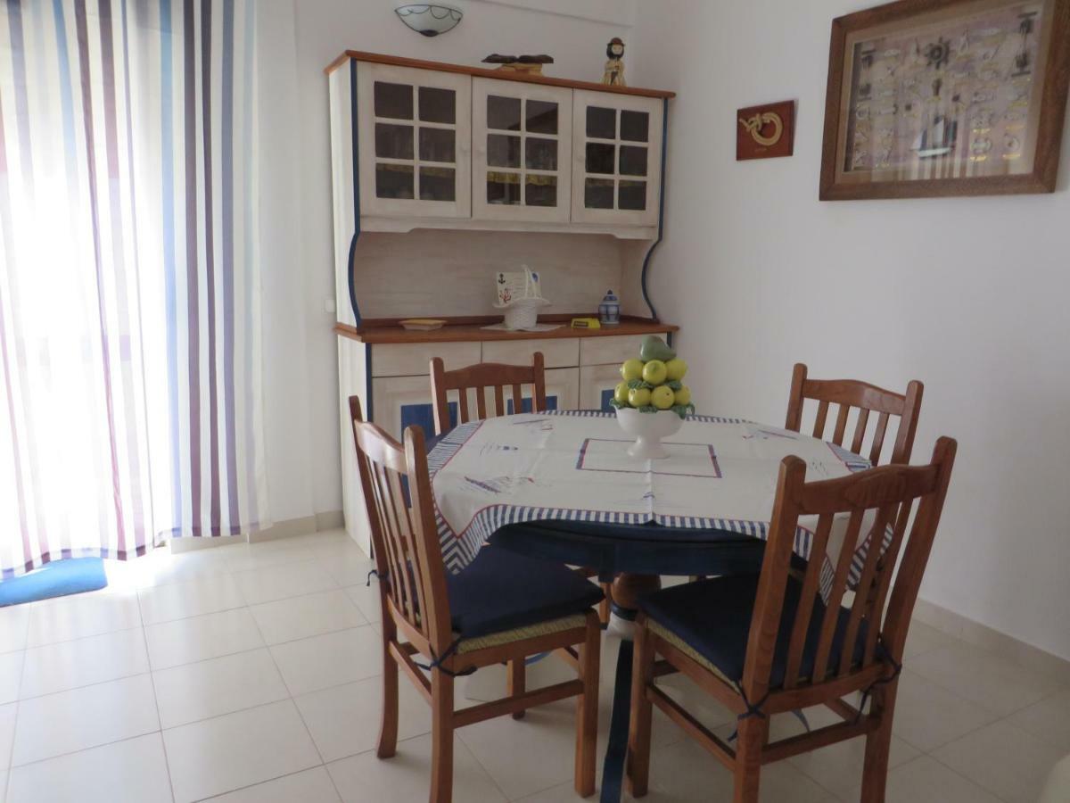 Apartamento Com Piscina Perto Da Praia Карвоейру Экстерьер фото